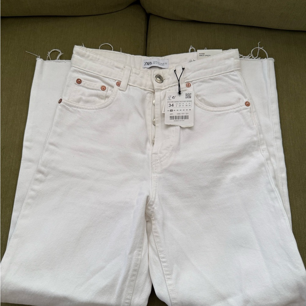 Zara Women's Straight Leg White Jeans
